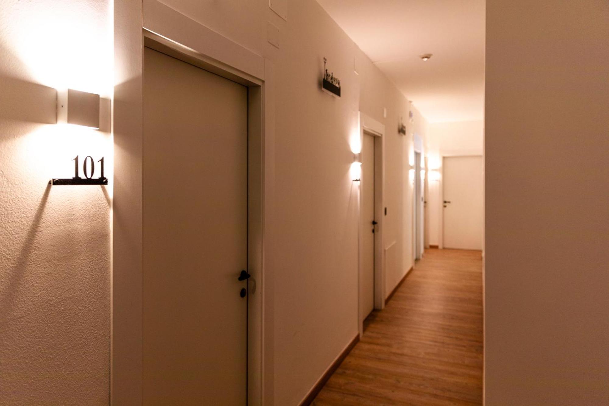 Hotel Vittoria Roncegno Buitenkant foto