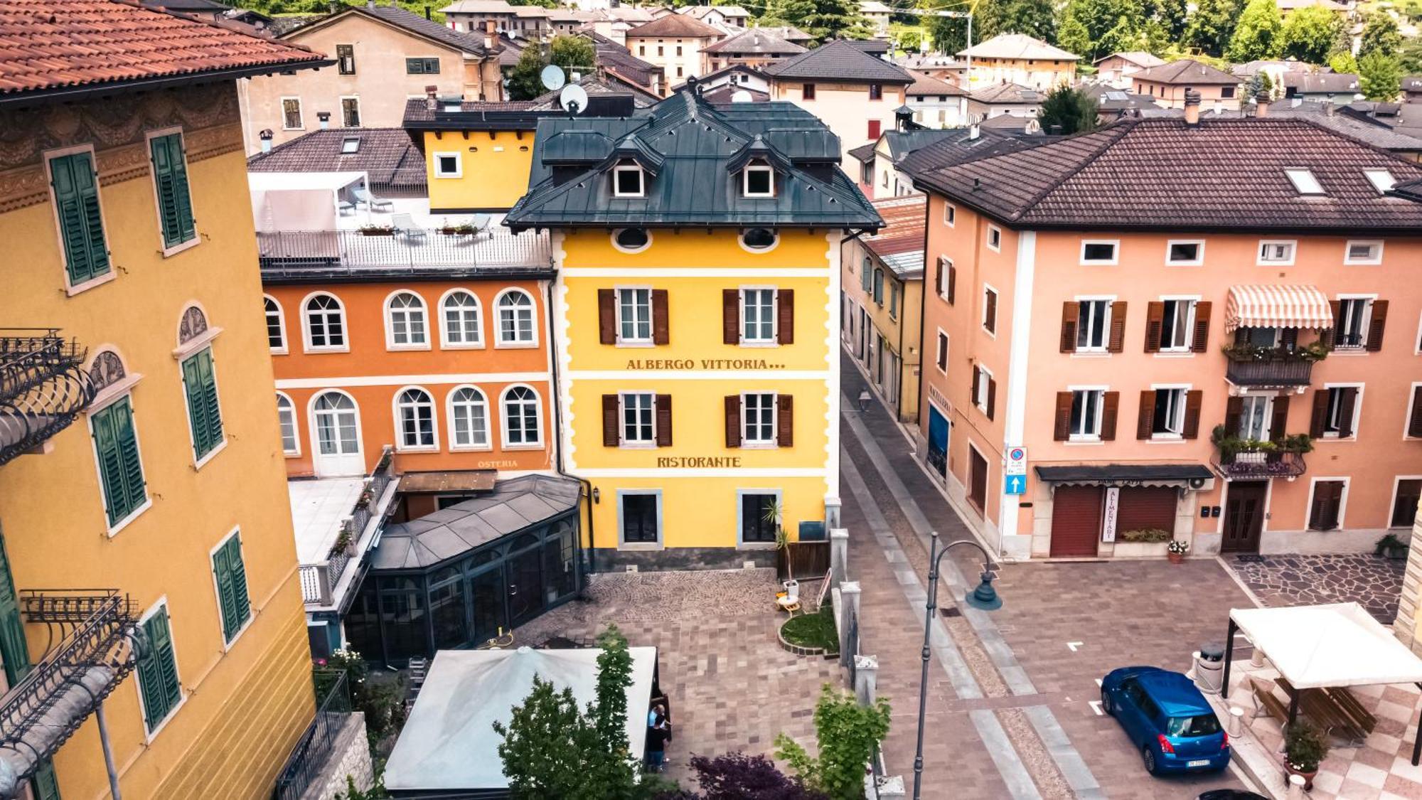 Hotel Vittoria Roncegno Buitenkant foto